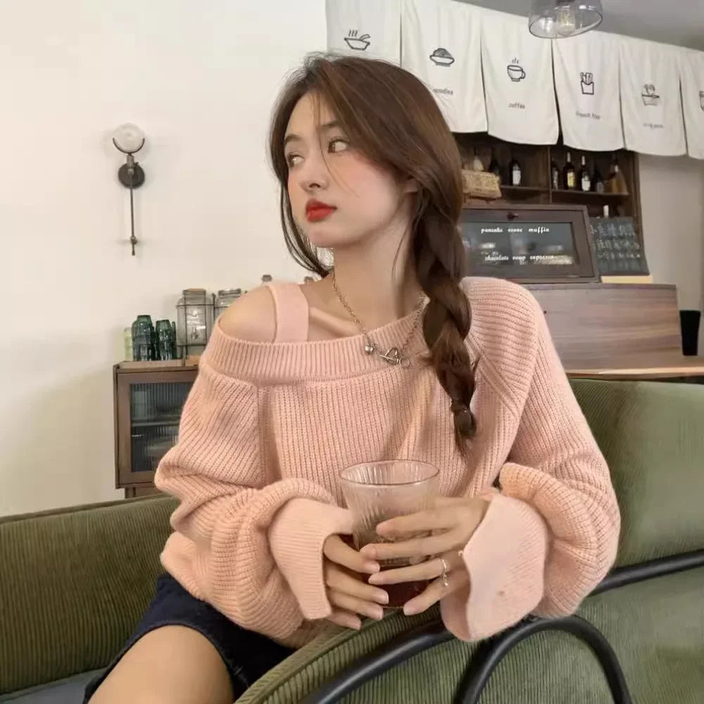 Erika | Off-the-shoulder sweater