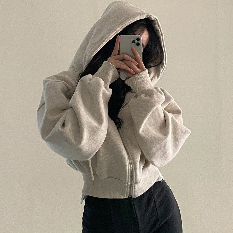 Johana | Stylish zipper hoodie, warm and stylish