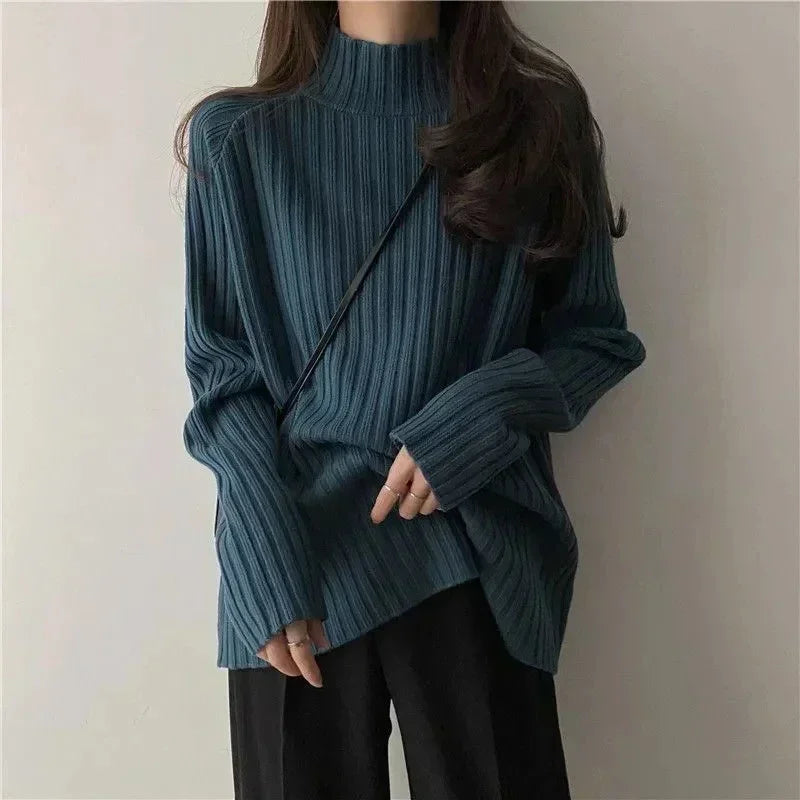 Renee | Women's sweater with a stand-up collar and long sleeves
