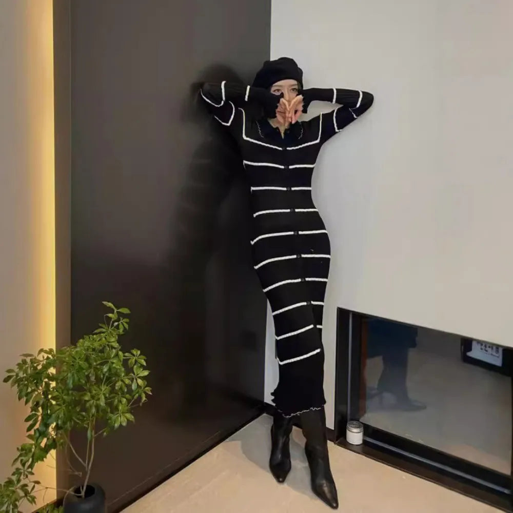 Victoria | Elegant brown striped knitted dress for winter