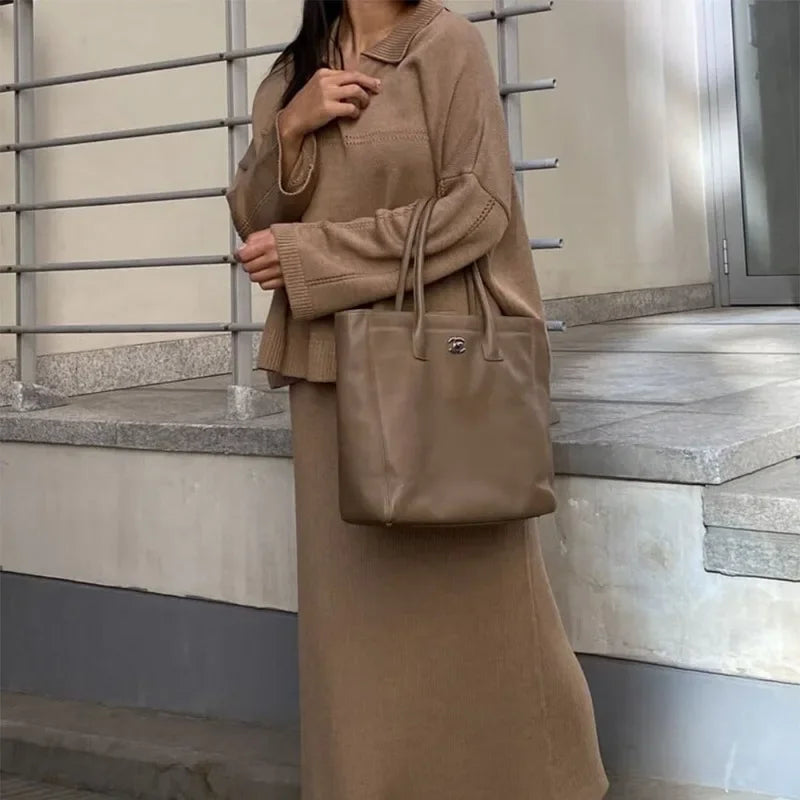 Ramona | Knitted set consisting of a loose sweater and long skirt
