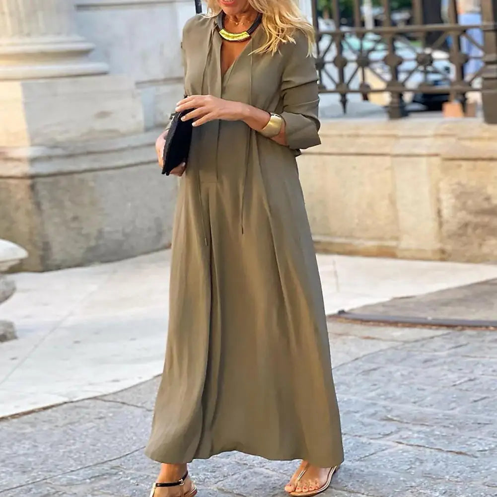 Nuria® | Women's V-neck swing dress