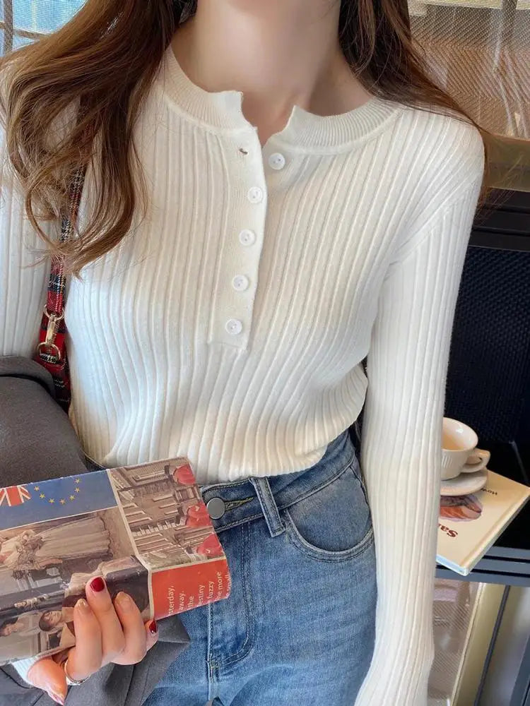 Kirsten | Solid knitted women's sweater