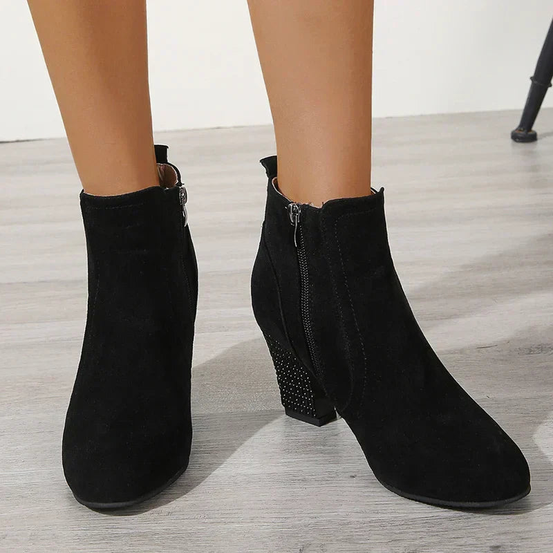 Olga | Casual, orthopedic cut boots