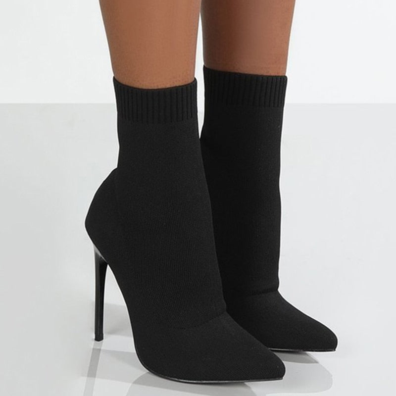 Abigail | Versatile and supportive orthopedic boots.
