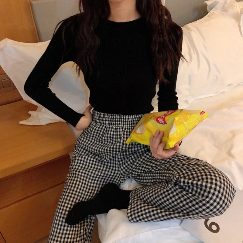 Lorena | Rib-knit sweater with long sleeves and a slim fit