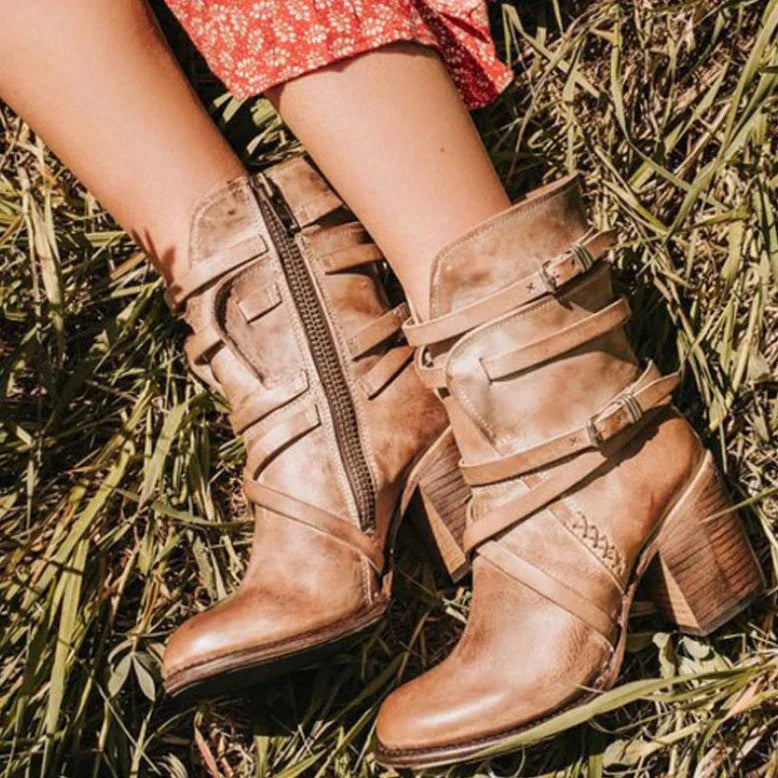 Fabiola | Timeless and supportive orthopedic boots