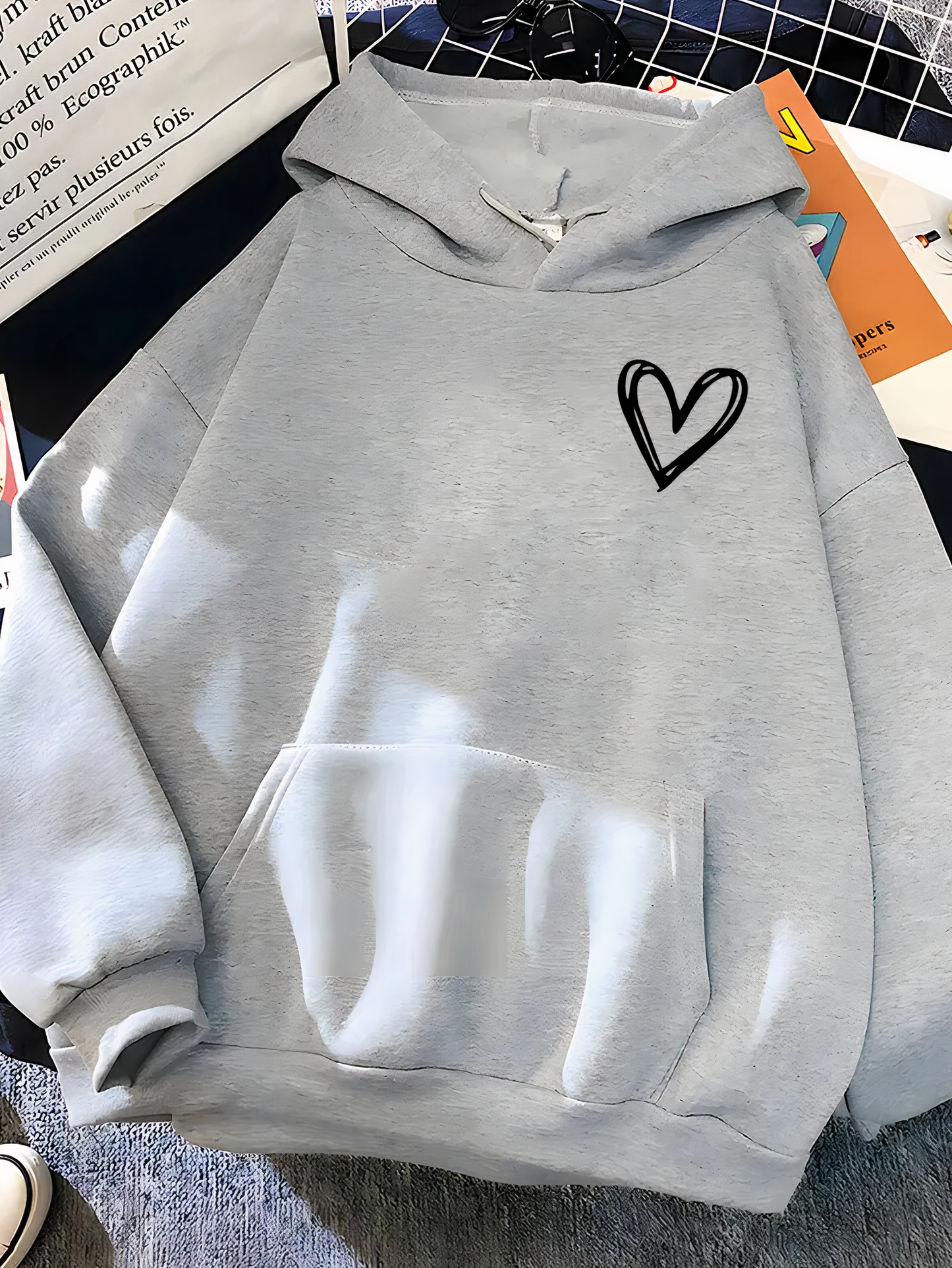 Dora | Women's heart print hoodie