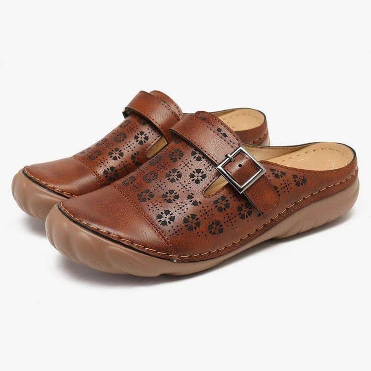 Emilia® | Comfortable women's leather clogs comfort width
