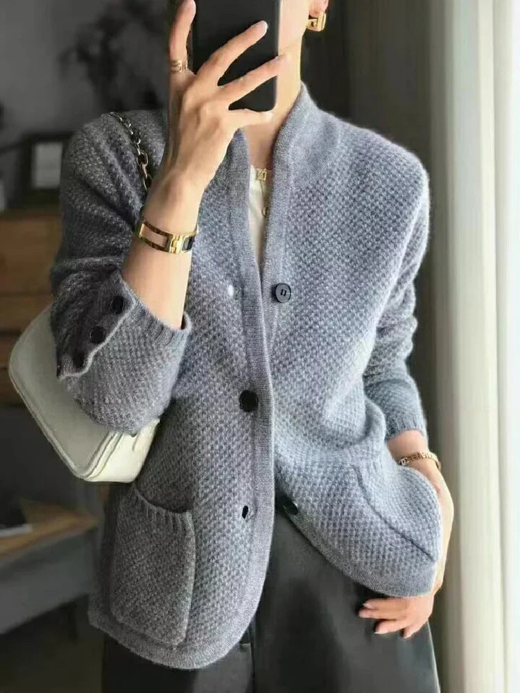 Mariana | Elegant and versatile winter sweater