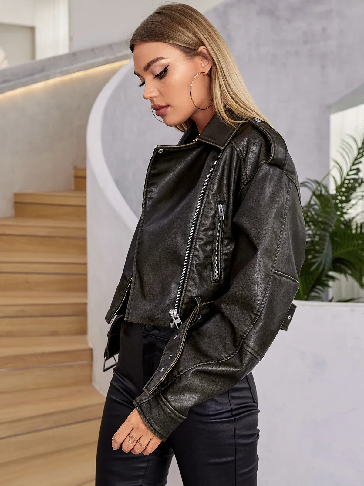 Hilda | Sophisticated leather jacket