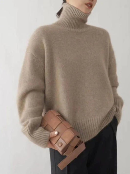 Yasmina | Cozy knit turtleneck sweater
