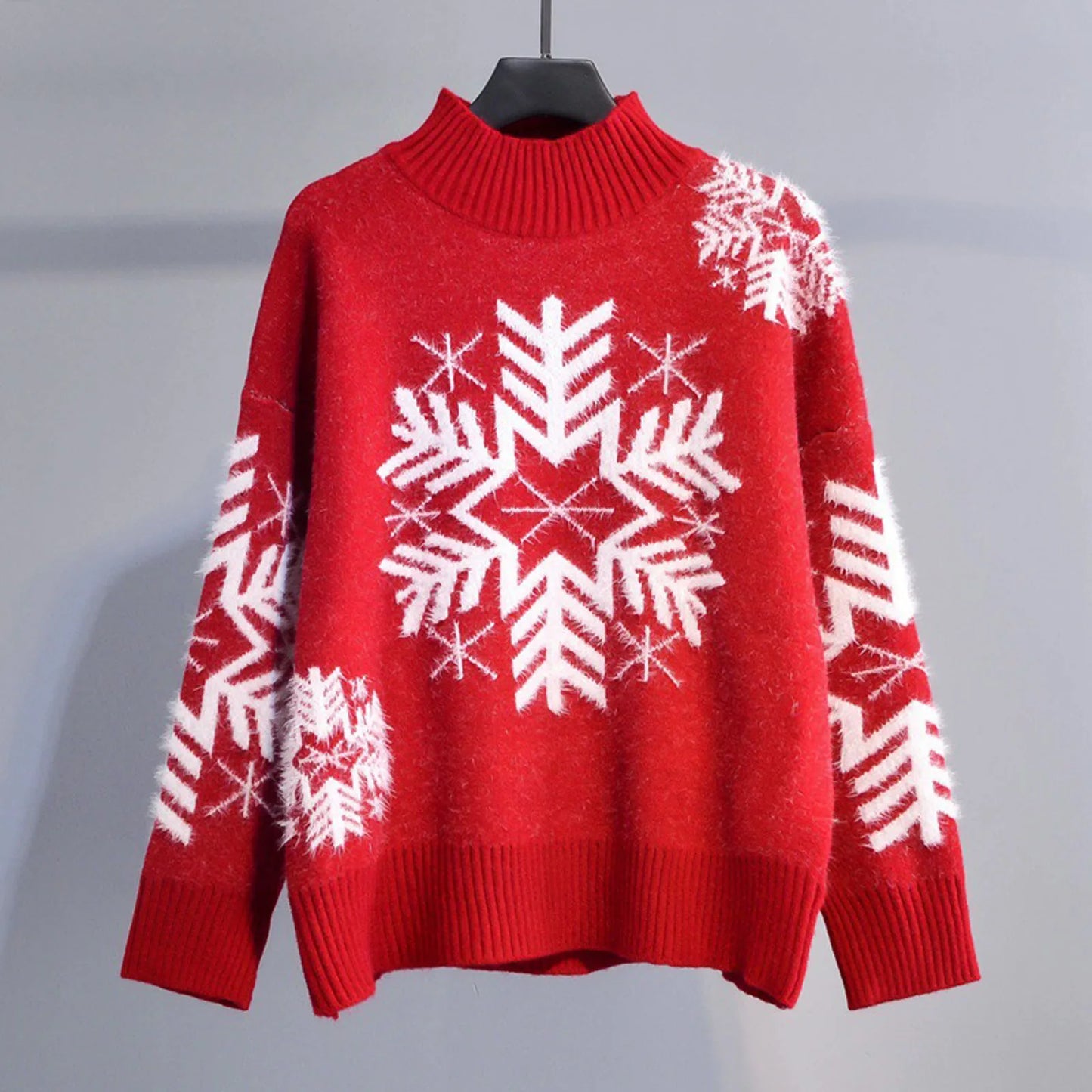 Hilda | Warm knitted turtleneck sweater with snowflake embroidery for women