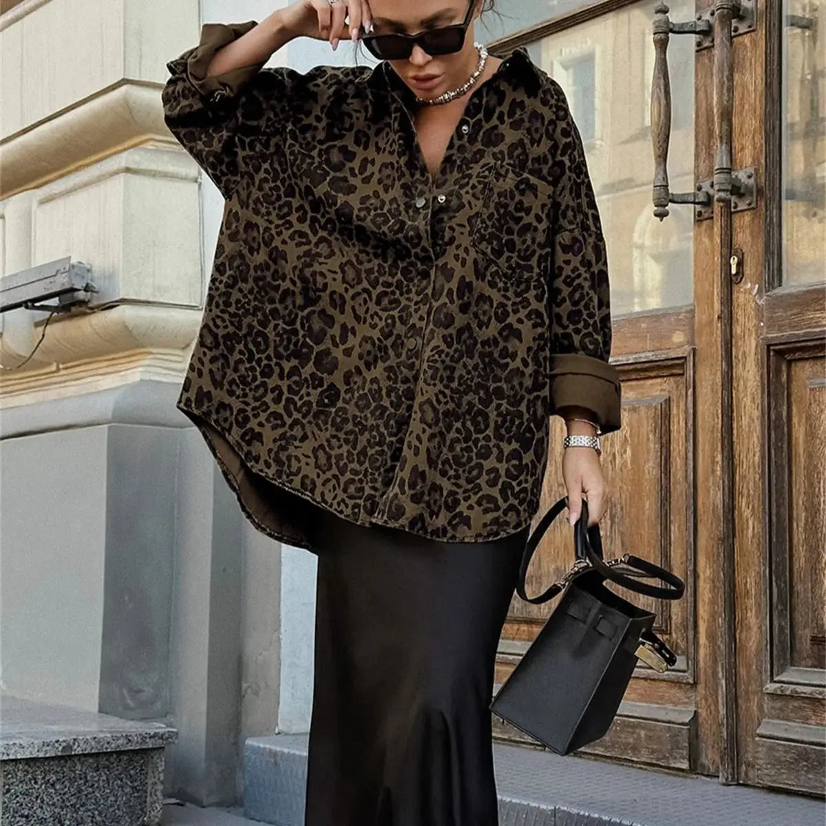 Rocio | Modern long-sleeved top for women