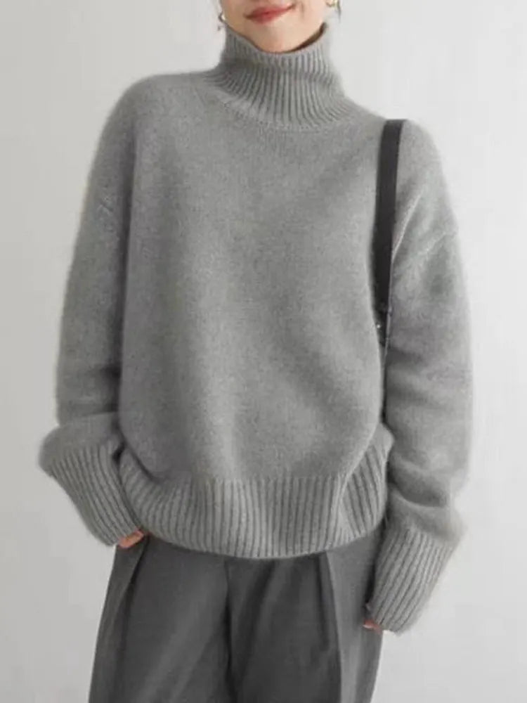 Yasmina | Cozy knit turtleneck sweater
