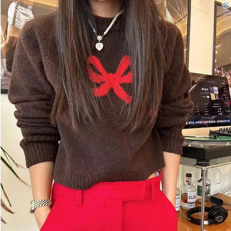 Miriam | Women's knitted sweater with bow