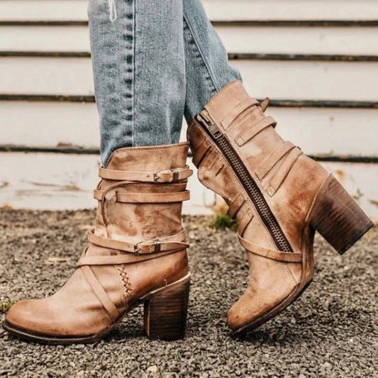 Fabiola | Timeless and supportive orthopedic boots
