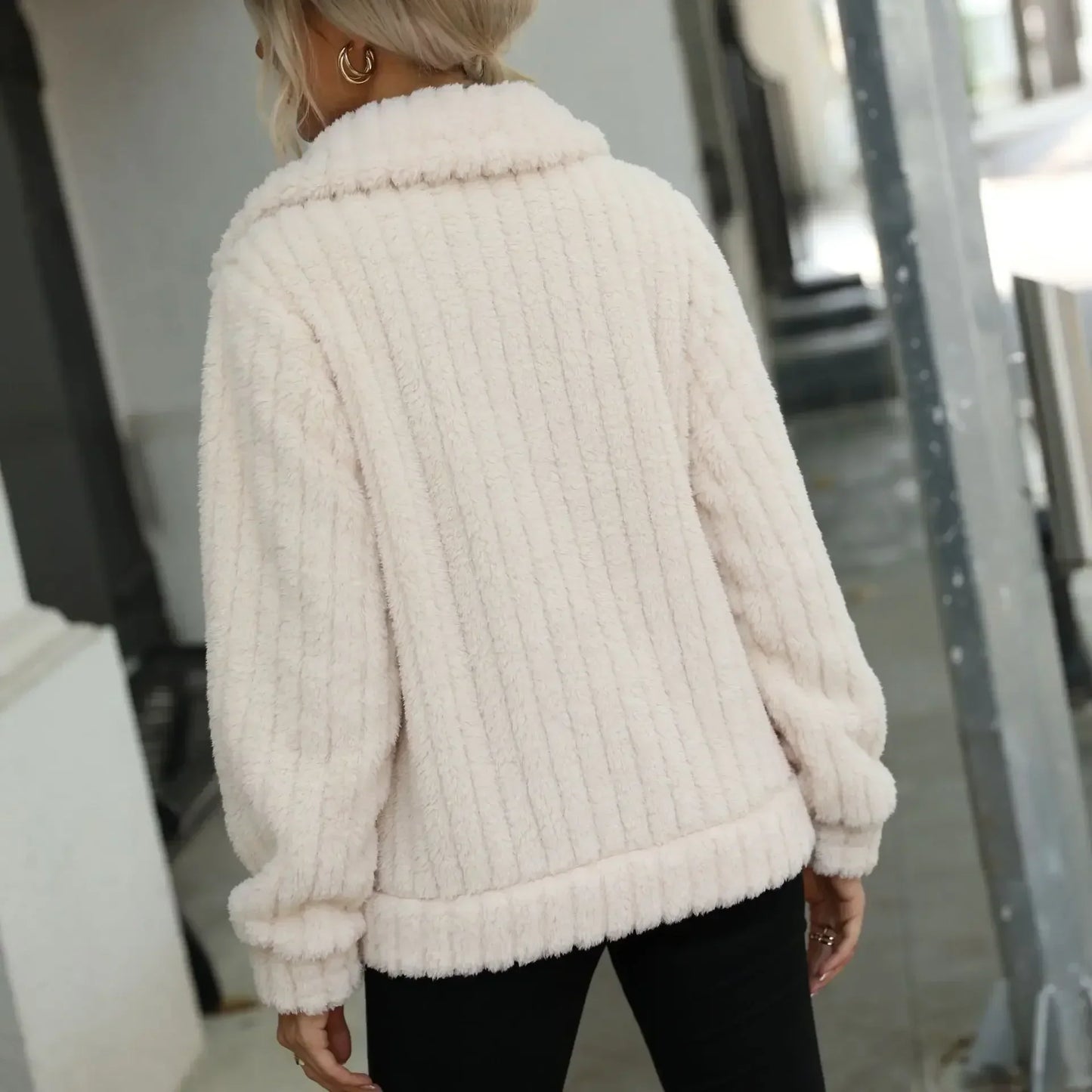 Elvira | Warm winter jacket for women with lapel collar
