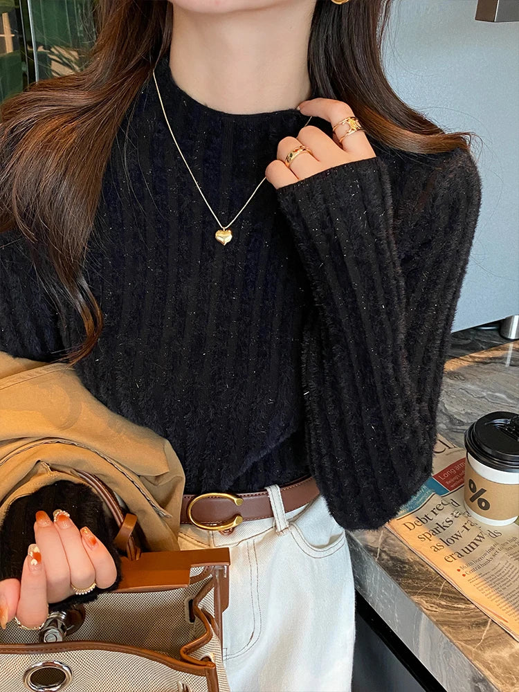 Avelina | Thick and warm turtleneck sweater for women