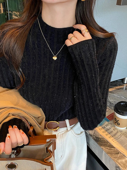 Avelina | Thick and warm turtleneck sweater for women