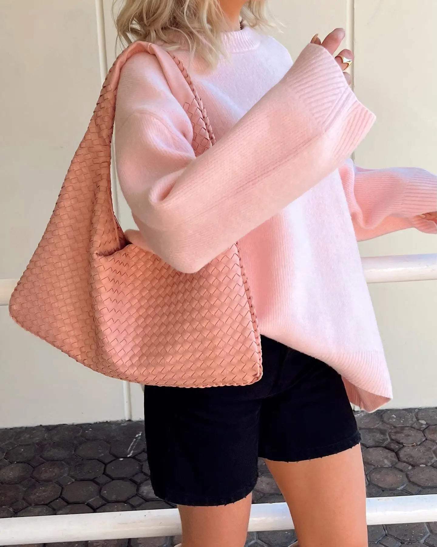 Elda | pink sweater