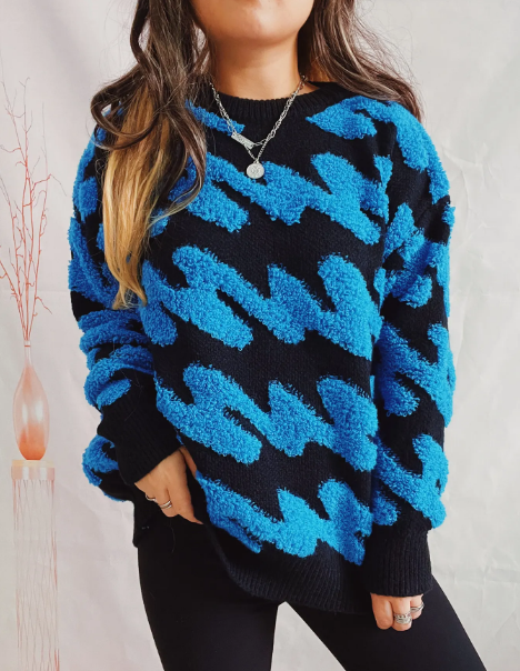 Gabriela| Chic and relaxed winter sweater