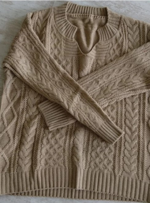Xochitl | Casual and relaxed winter sweater