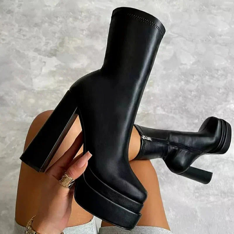 Matilda® | Leather Boots With Thick Heels.