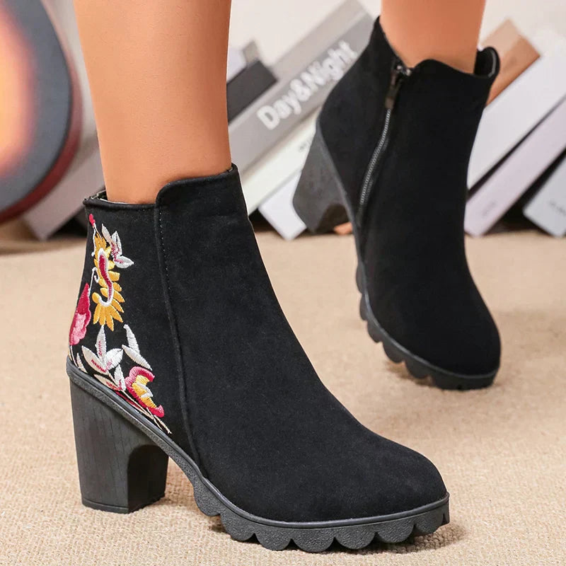 Johana | Custom-made, supportive orthopedic heels