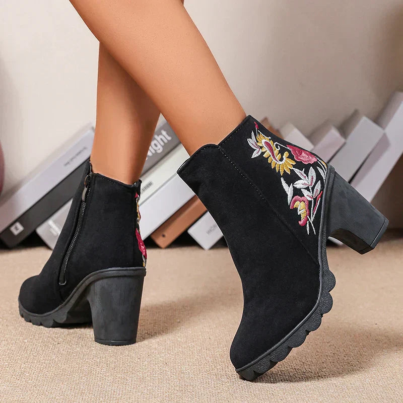 Johana | Custom-made, supportive orthopedic heels