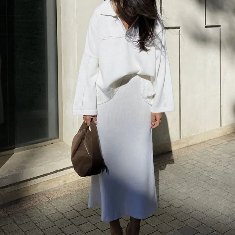 Ramona | Knitted set consisting of a loose sweater and long skirt
