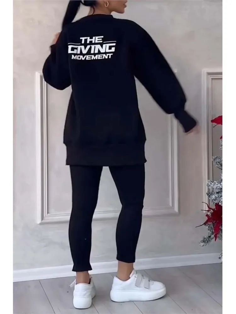 Sonia | Women's winter tracksuit with irregular letter print