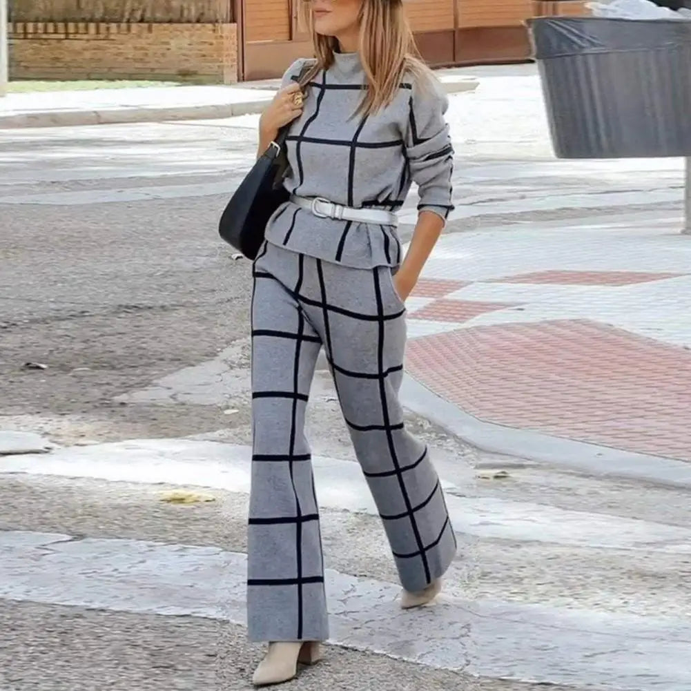 Soledad | Checked long sleeve shirt and high waist wide leg trousers