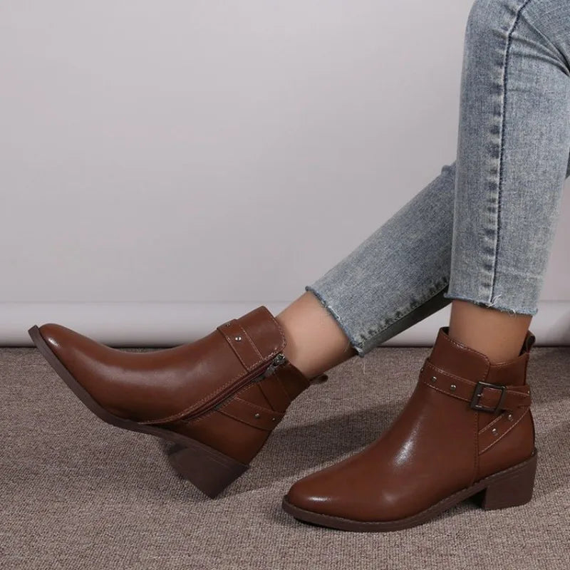 Estela | Supportive, lightweight orthopedic boots