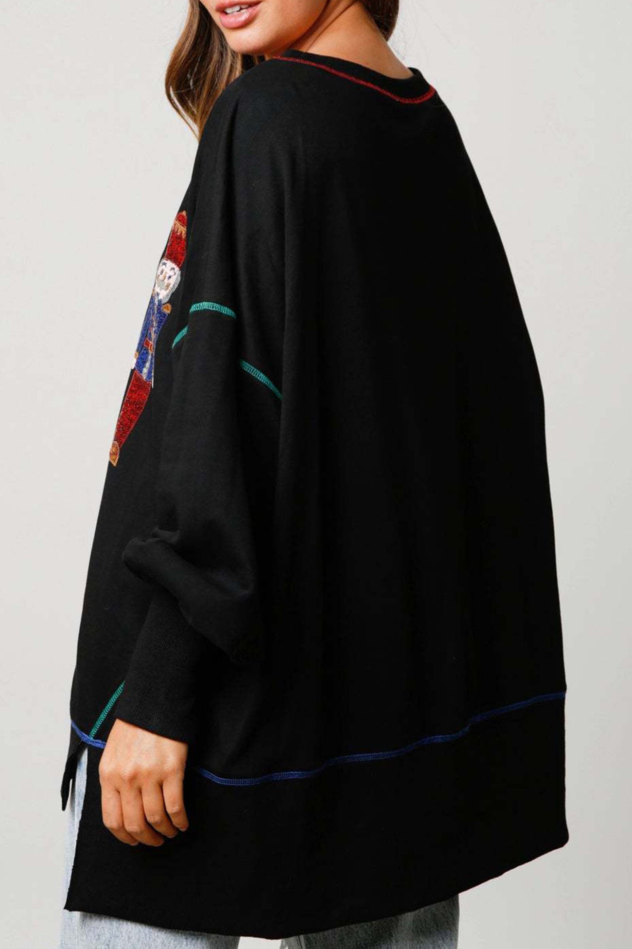 Dominique | Sequin graphic sweatshirt with slit hem