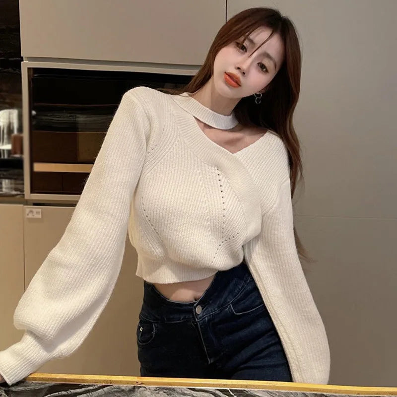 Charlotte | Women's Dewey V-neck sweater