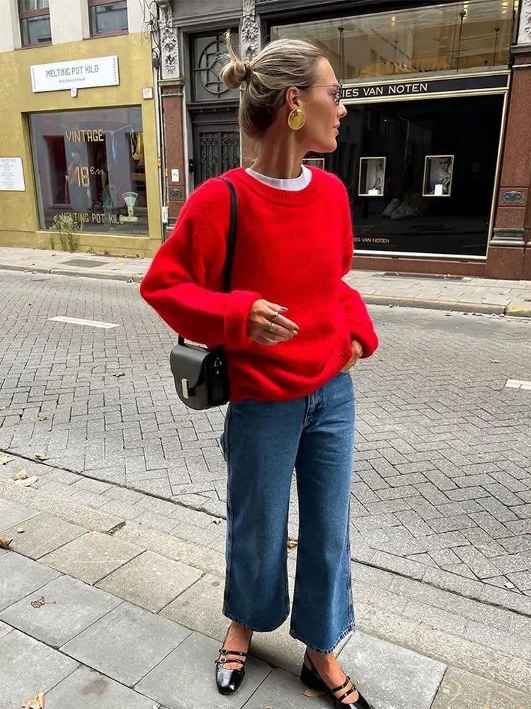 Antonella | Elegant round neck sweater made of red cotton for women