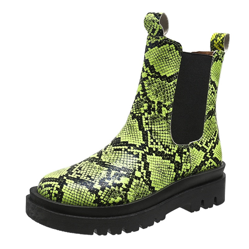Nuria | Modern and supportive orthopedic boots