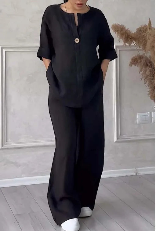 Soraya | Casual set - V-neck top and trousers