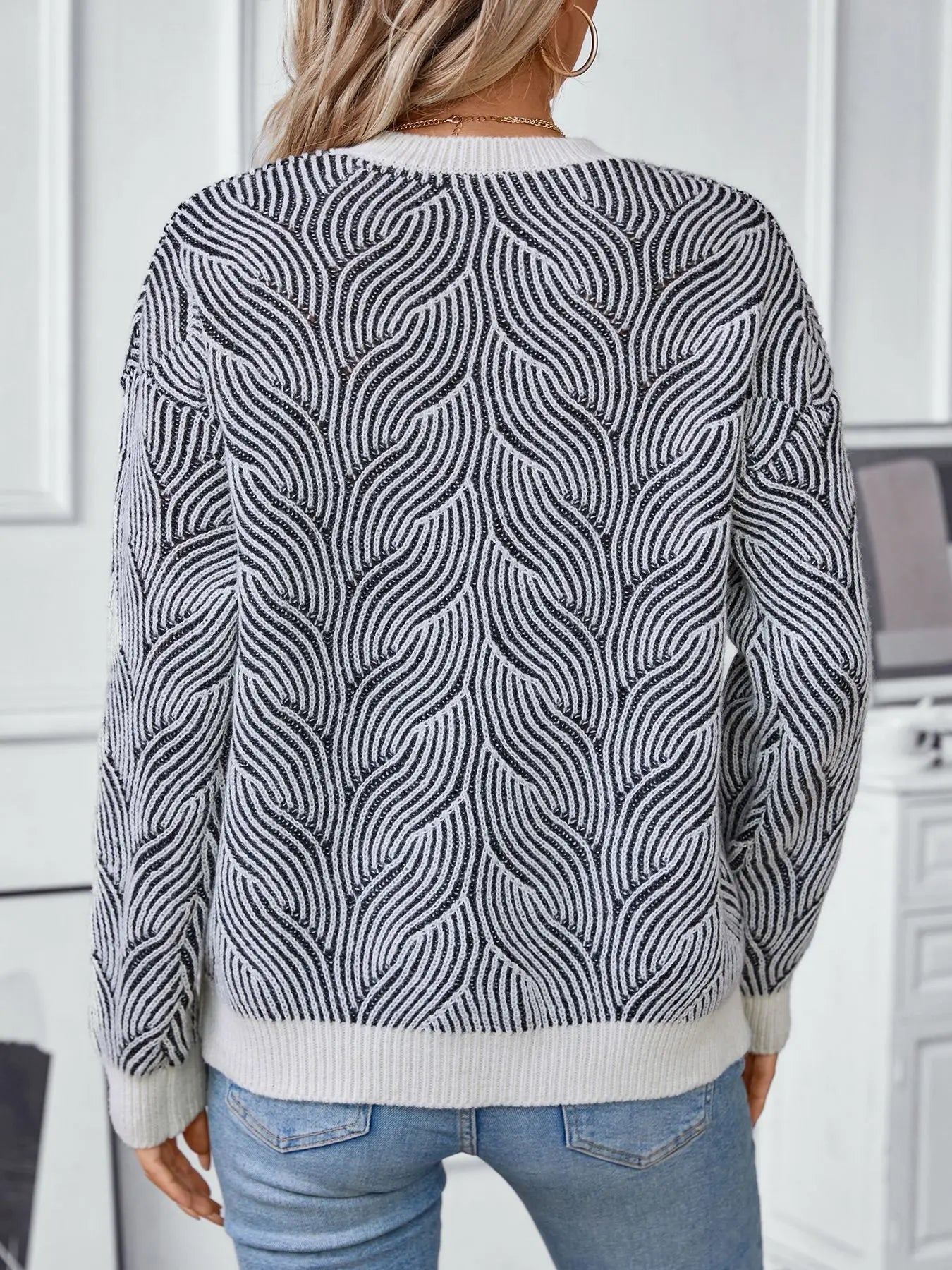 Stella | Modern and comfortable winter sweater