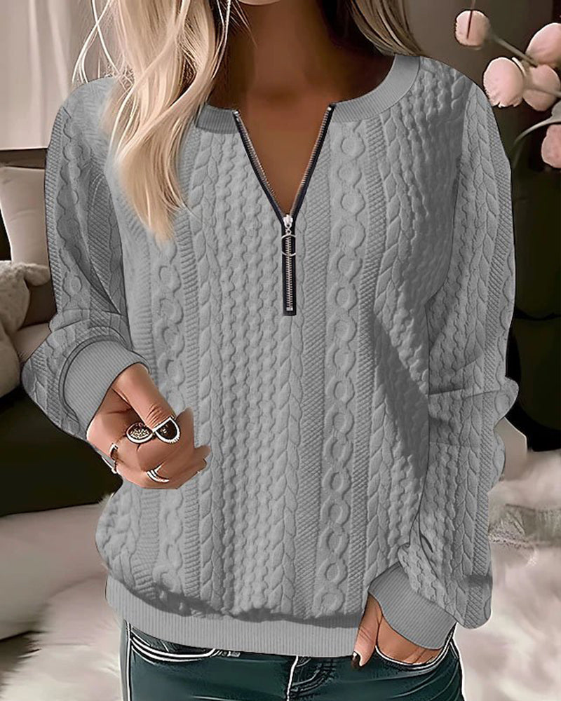 Justina| Timeless and stylish winter sweater