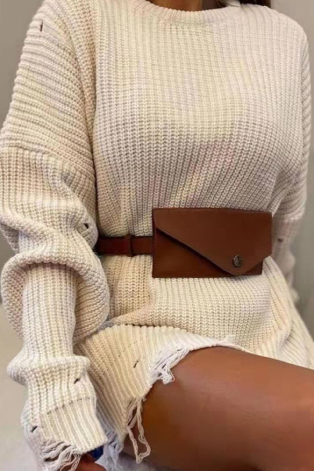 Ingrid | Solid color distressed crew neck sweater