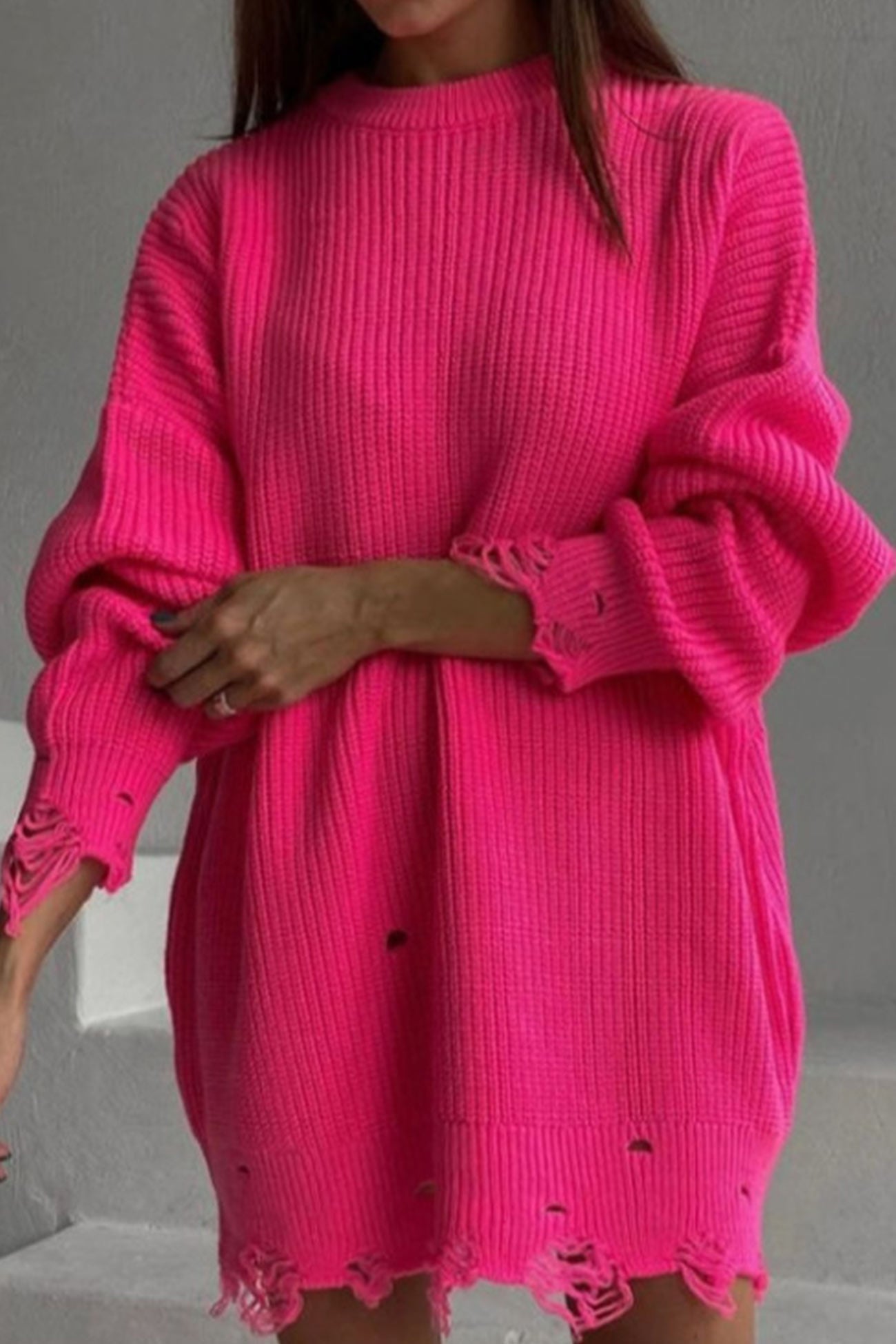 Ingrid | Solid color distressed crew neck sweater