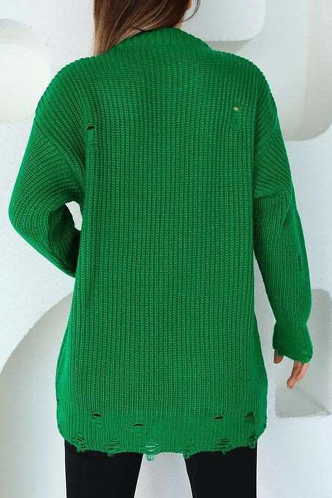 Ingrid | Solid color distressed crew neck sweater