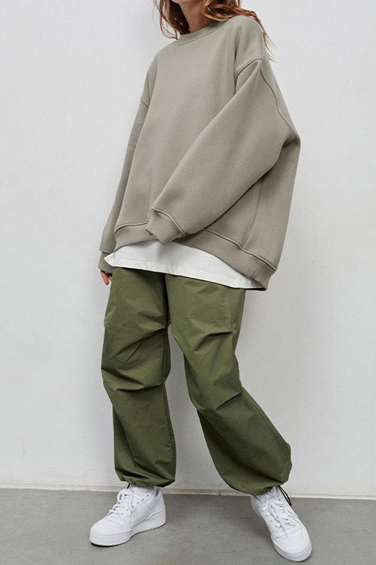 Isadora | Solid oversized crew neck sweatshirt