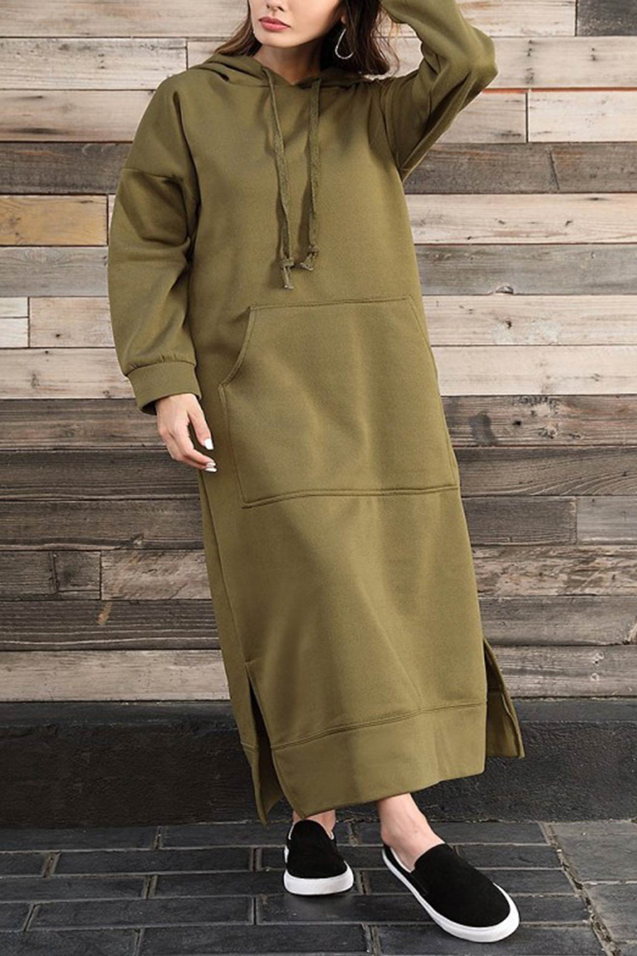 Nadia | Solid hooded dress with pockets and a slit at the hem