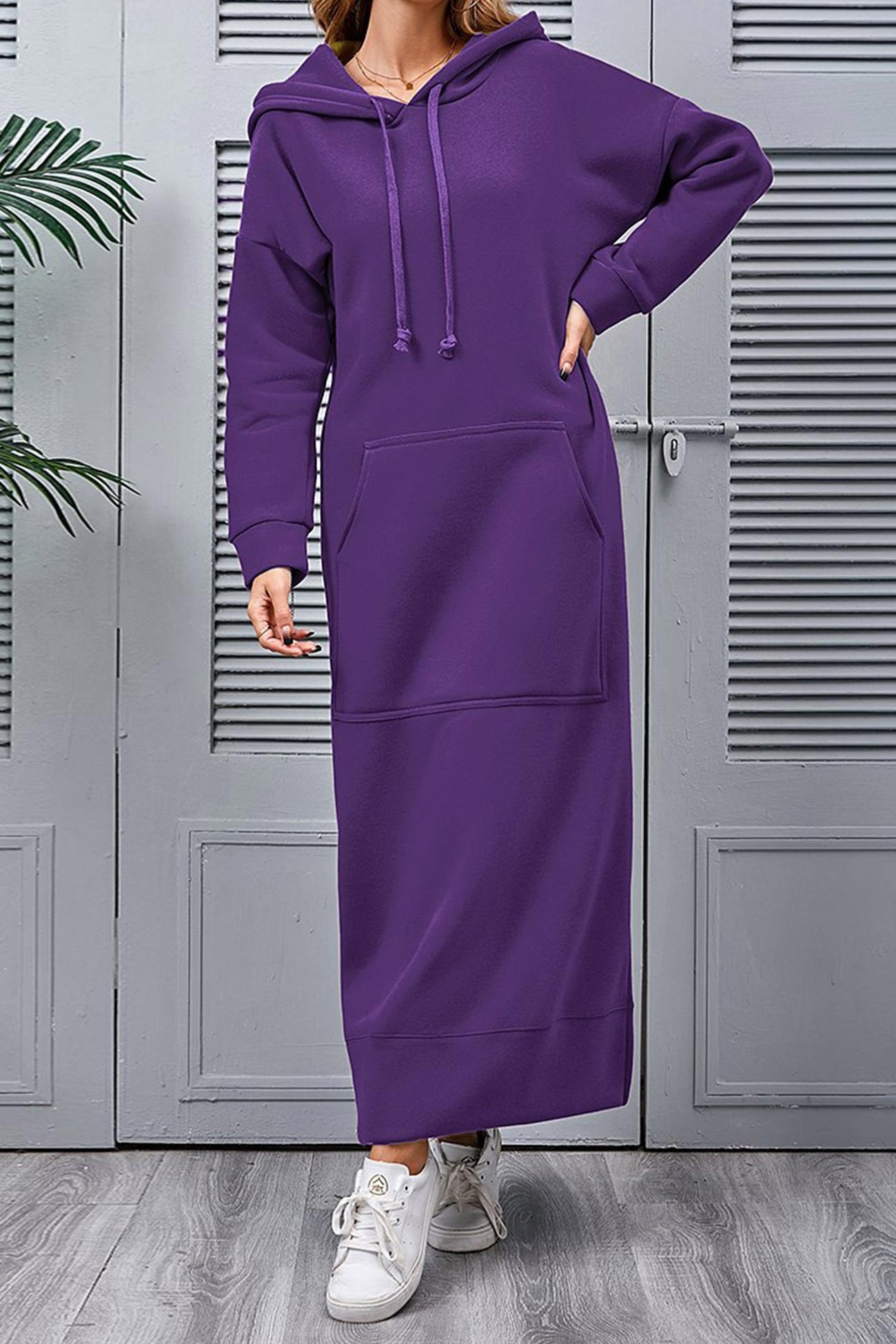 Nadia | Solid hooded dress with pockets and a slit at the hem