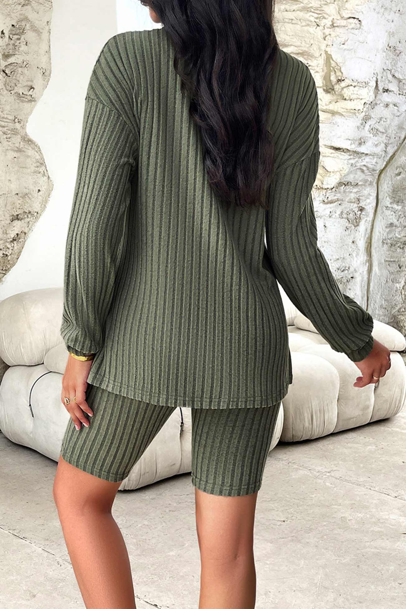 Simone | Solid ribbed knit top and shorts set