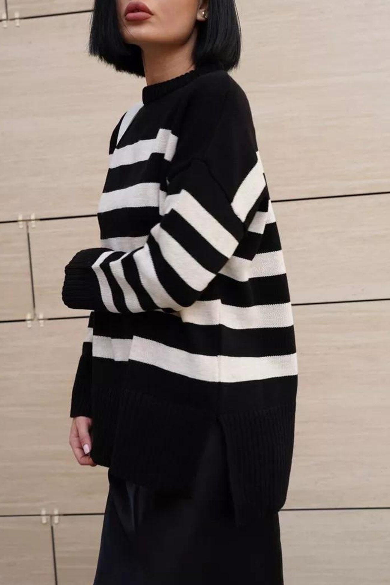 Josefina | Striped slit sweater with a crew neck