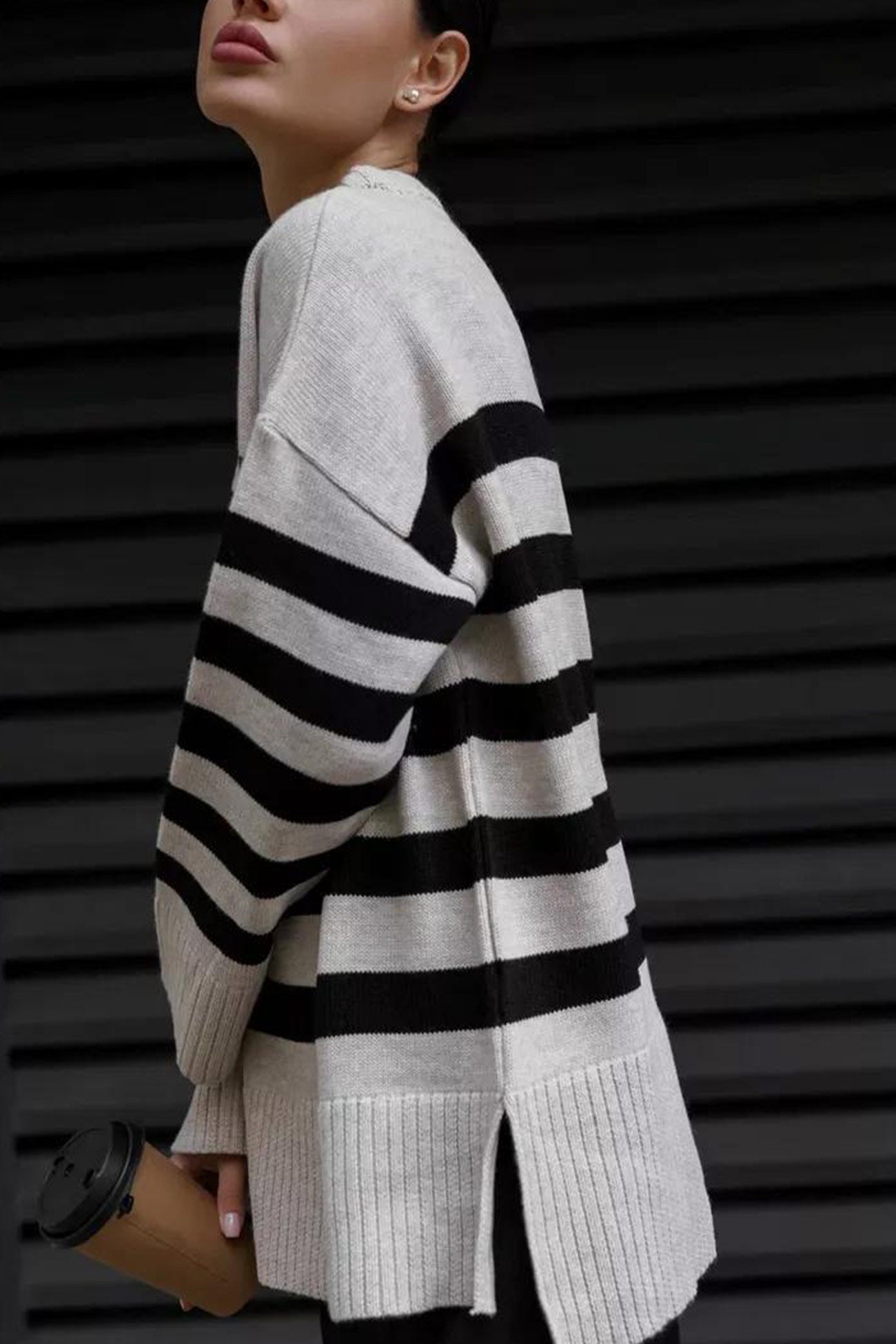 Josefina | Striped slit sweater with a crew neck